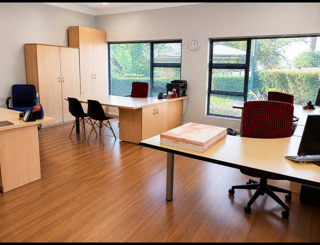 79M² OFFICE TO LET IN ELDORAIGNE